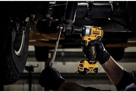 Гайкокрут ударный акумуляторний безщітковий DeWALT DCF901P2 DCF901P2 фото