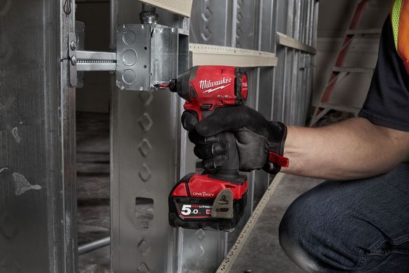 Гвинтокрут акумуляторний 1/4'' HEX MILWAUKEE, M18 FUEL ONEID2-502X 4933464091 фото