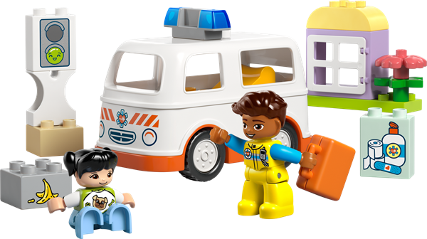 Конструктор LEGO DUPLO Швидка допомога та водій 19 деталей (10447)