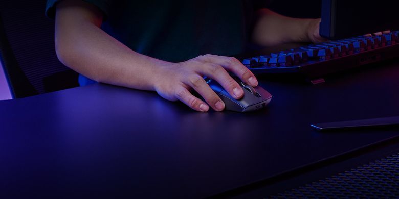 ASUS Мышь ROG Keris AimPoint RGB USB/WL/BT Black 90MP02V0-BMUA00 фото