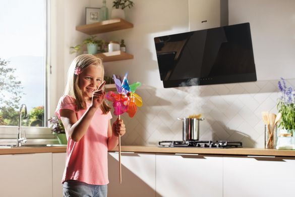 Витяжка Gorenje похила, 90см, 608м.куб/год, чорний WHI949EXBG фото