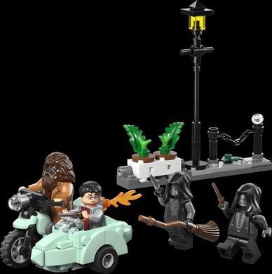 Конструктор LEGO Harry Potter TM Хагрид и Гарри: Побег с Тисовой улицы 124 Детали ( 76459 )