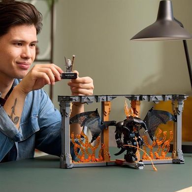 Конструктор LEGO Icons Властелин колец Балрог Книжный уголок 1201 деталь (10367)