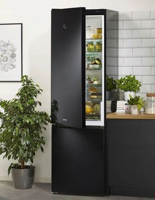 Gorenje Холодильник з нижн. мороз. камерою, 200х60х60см, 2 двері, 235(96)л, А++, NF+, Зона св-ті, Внутр. Диспл, чорний (375164) NRK620ESYBK фото