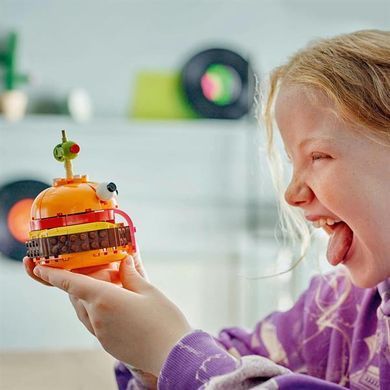 Конструктор LEGO Fortnite Durrr Burger Конструктор по видеоигре 193 деталей (77070)