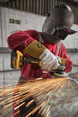 Шлифмашина угловая - болгарка бесщеточная аккумуляторная DeWALT DCG405P3 DCG405P3 фото