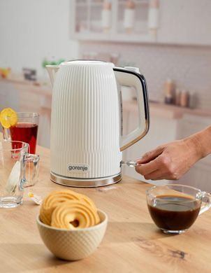 Gorenje Електрочайник 1.7л, Strix-контроль, білий матовий (383658) K17DPW фото