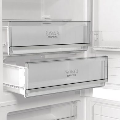 Gorenje Холодильник вбудований з нижн. мороз., 193,7x69x55см, 2 двері,341(84)л, А++, NF+, Зона св-ті, Диспл, білий (377088) NRKI619EA3 фото