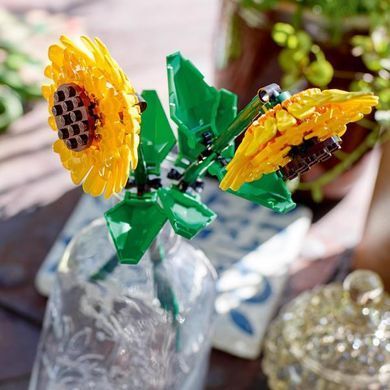 Конструктор LEGO Botanicals Соняшники 191 деталь (40524)