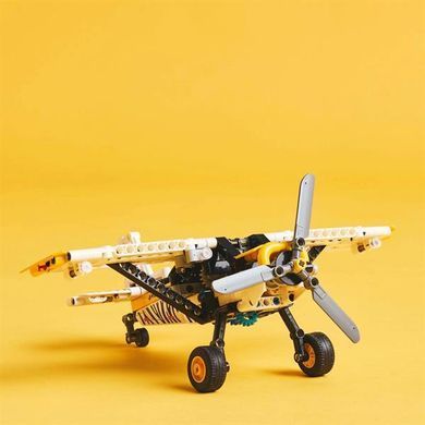 Конструктор LEGO Technic Буш-самолет 333 детали (42198)