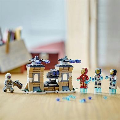 Конструктор LEGO Super Heroes Залізна людина і Залізний легіон проти солдата Гідри 135 деталей (76288)