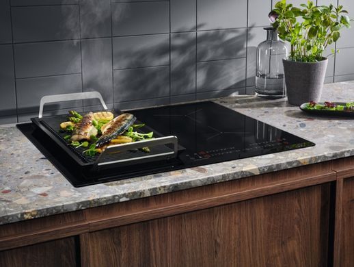 Electrolux Варильна поверхня індукційна, 60см, розширена зона, Hob2Hood, чорний (367097) CIV634 фото