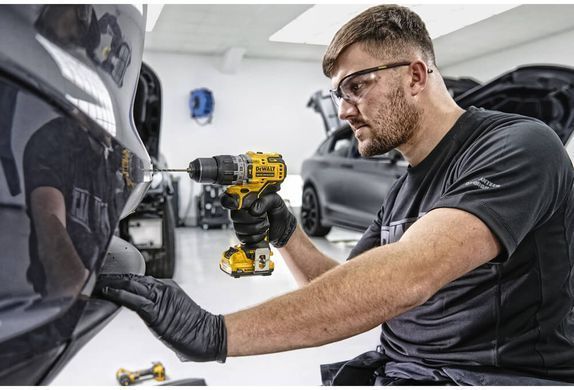 Дрель-шуруповерт аккумуляторная безщеточная ударная DeWALT DCD706D2 DCD706D2 фото