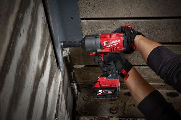 Гайковерт аккумуляторный 3/4'' MILWAUKEE, M18 FUEL ONEFHIWF34-502X 4933459730 фото
