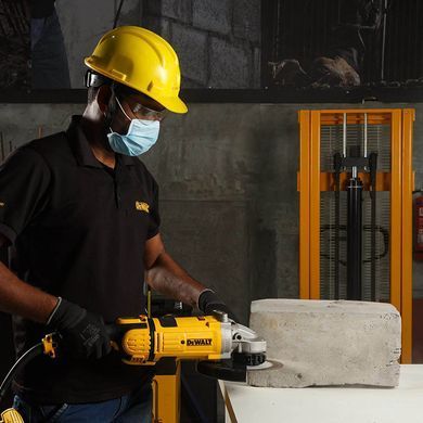 Шліфмашина кутова - болгарка мережева DeWALT DWE4579 DWE4579 фото