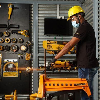 Шліфмашина кутова - болгарка мережева DeWALT DWE4579 DWE4579 фото