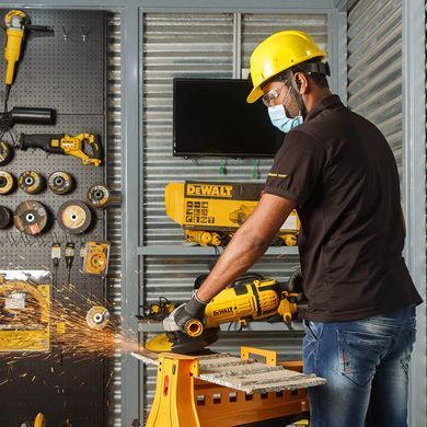 Шліфмашина кутова - болгарка мережева DeWALT DWE4579 DWE4579 фото