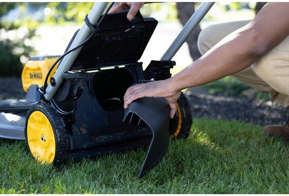 Газонокосилка аккумуляторная бесходная самоходная DeWALT DCMWSP550N DCMWSP550N фото