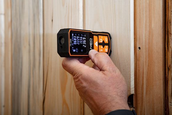 Лазерный дальномер NEO Tools 75-206, 100 м, точность &plusmn;2 мм, IP54, USB-C, профессиональный.