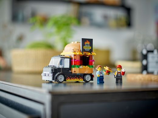Конструктор LEGO City Вантажівка з гамбургерами (391686)
