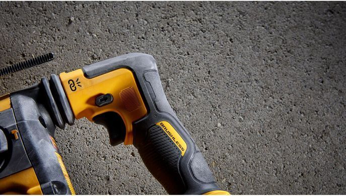 Перфоратор аккумуляторный SDS-Plus DeWALT DCH416NT DCH416NT фото