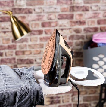 Russell Hobbs Праска Copper Express, 2600Вт, 315мл, паровий удар -150гр, постійна пара - 40гр, керам. підошва, чорно-коричневий (369023) 23975-56 фото