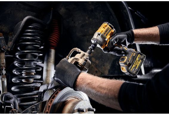 Гайковерт ударный аккумуляторный бесщеточный DeWALT DCF921P2G DCF921P2G фото