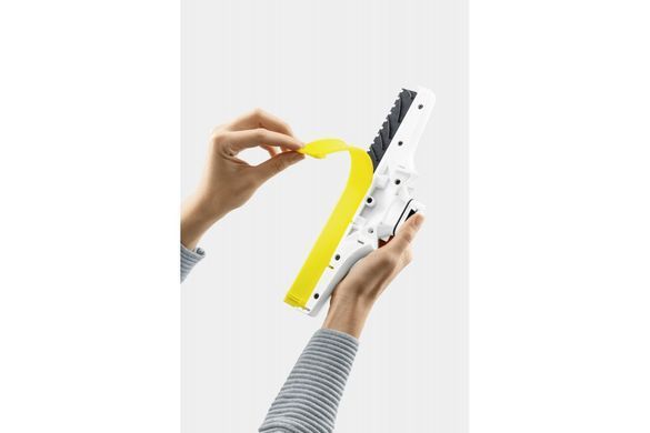 Аккумуляторный оконный пылесос Karcher  WV 6 Plus
