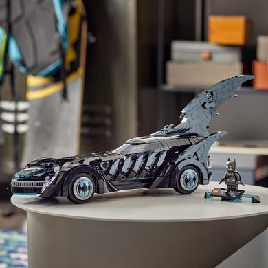 Конструктор LEGO Super Heroes Бэтмен навсегда Бэтмобиль 909 деталей (76304)