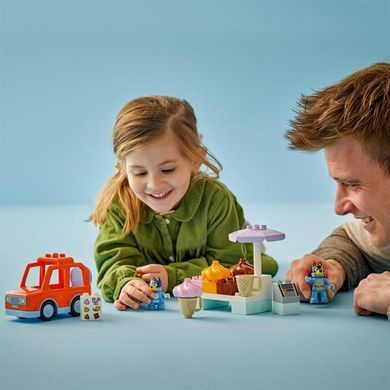 Конструктор LEGO DUPLO Bluey Путешествие с мороженым вместе с Блуи 22 детали (10458)