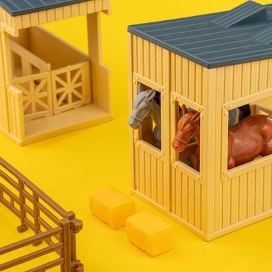 Игровой набор OTAMANKO Веселый хутор (грузовик и конюшня с лошадями) ibs_5320161 фото