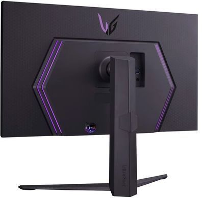 Монітор LG 31.5" 32GR93U-B 2xHDMI, DP, USB, Audio, IPS, 3840x2160, 144Hz, 1ms, DCI-P3 95%, G-SYNC, FreeSync, Pivot, HDR400 (390554) 32GR93U-B фото