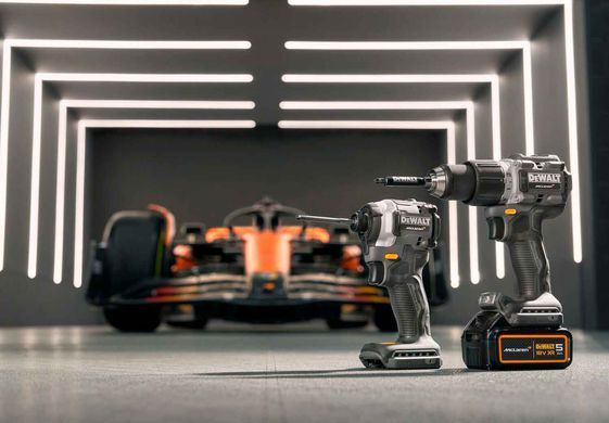 Набір з двох інструментів акумуляторних безщіткових McLaren F1 TEAM LIMITED EDITION DeWALT DCK200MP2T DCK200MP2T фото