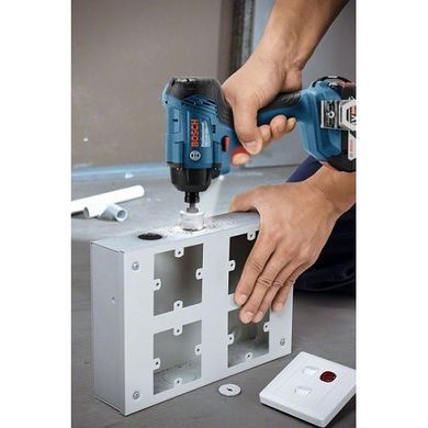 Гайковерт акумуляторний Bosch GDR 18V-160 06019G5120 06019G5120 фото