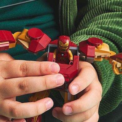 Конструктор LEGO Super Heroes Робот Залізної людини проти Альтрона 101 деталь (76307)