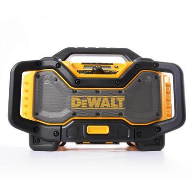 Зарядний пристрій-радіоприймач DeWALT DCR027
