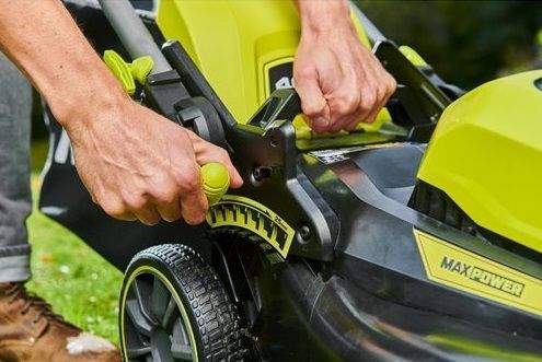 Газонокосарка акумуляторна Ryobi Max Power RY36LM40A-0 5133005591 фото
