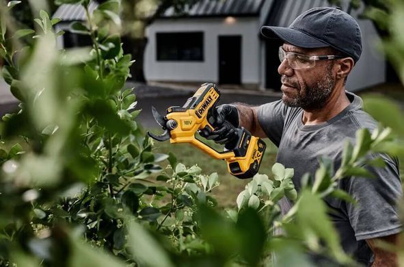 Ножницы садовые - аккумуляторный секатор DeWALT DCMPP568P1 DCMPP568P1 фото