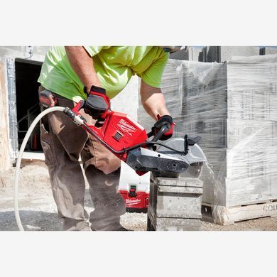Машина відрізна акумуляторна MILWAUKEE, M18 FUEL FCOS230-0 4933471696 фото