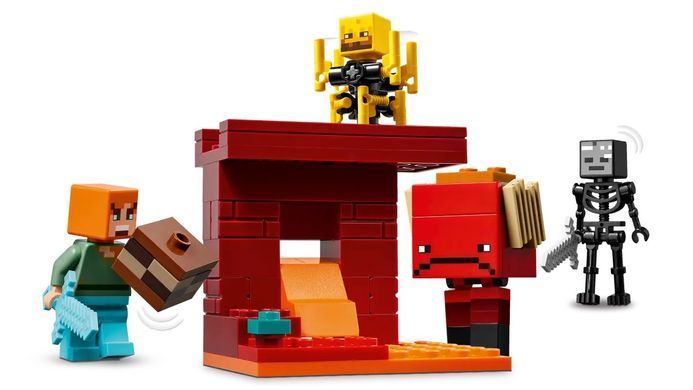 Конструктор LEGO Minecraft Битва з лавою у Незері (389480)