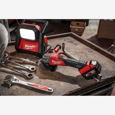 Шлифмашина угловая аккумуляторная MILWAUKEE, M18 FUEL FSAG125XB100P-502P 4933498241 фото