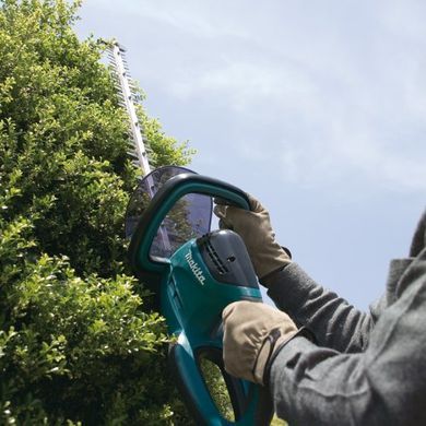 Makita Кущоріз UH4861 електричний, 400 Вт, 3кг, 480 мм (348967) UH4861 фото
