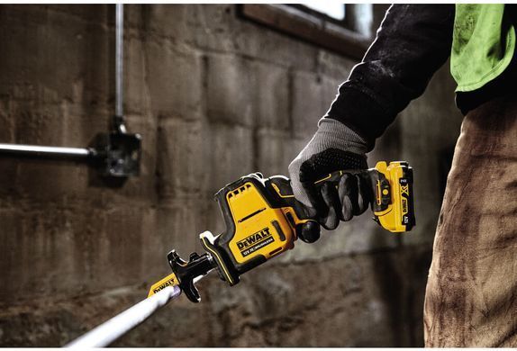 Пила сабельная аккумуляторная бесщеточная DeWALT DCS312N DCS312N фото