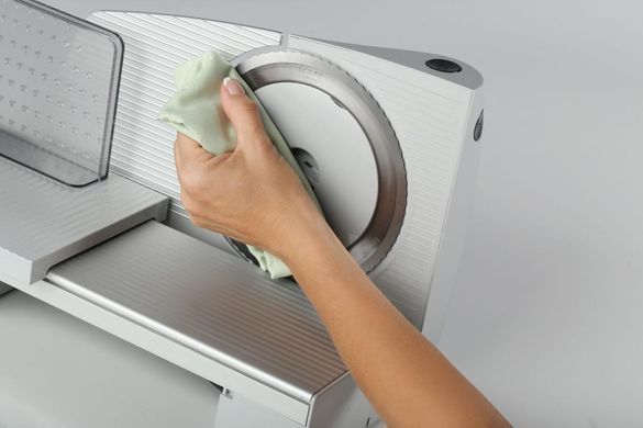 Слайсер Gorenje R607A/110 Вт/ пульс-режим/товщина нарізки- 1-15 мм/корпус- пластик + метал (349853) R607A фото