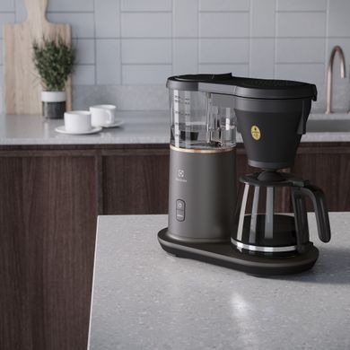 Кавоварка крапельна Electrolux 1,25л, мелена, чорний (361848) E7CM1-4MTM фото