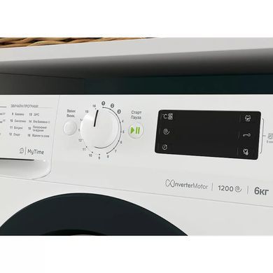 Indesit Пральна машина фронтальна, 6кг, 1200, A+++, 43см, дисплей, інвертор, люк чорний, білий (379130) OMTWSE61293WKUA фото