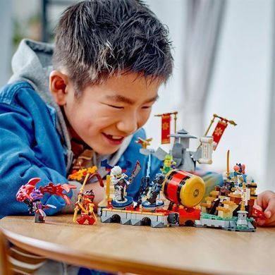 Конструктор LEGO NINJAGO Боевая арена турнира 659 деталей (71818)