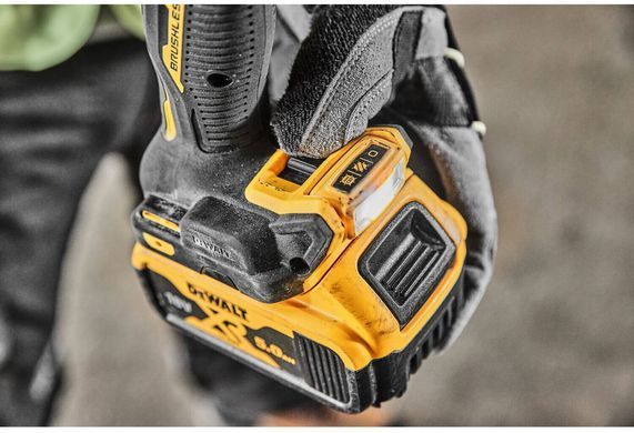 Дриль-шурупокрут акумуляторний безщітковий ударний DeWALT DCD805P2T DCD805P2T фото