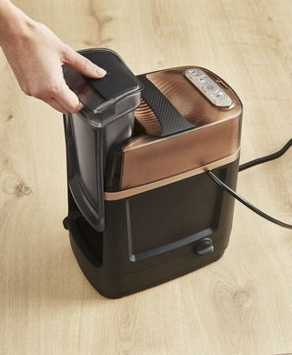 Tefal Гладильная система Tefal IXEO POWER, 2170Вт, 1100мл, паровой удар -200гр, постоянный пар - 90гр, с доской для глажки, нерж. сталь, черно-золотой QT2020E0 фото