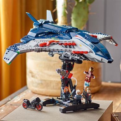 Конструктор LEGO Super Heroes Месники Ера Альтрона Квінджет 1131 деталь (76325)